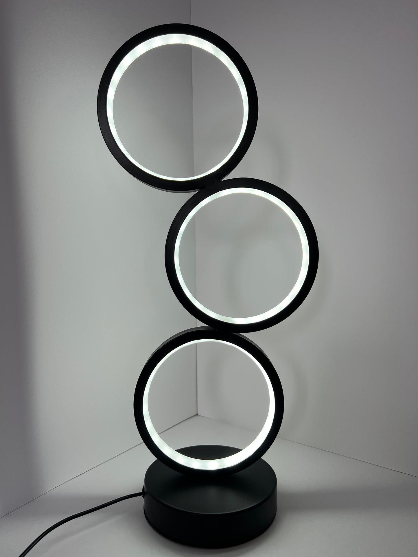 Three ring LED lamp